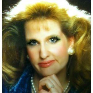 Meet your Posher, Rebecca